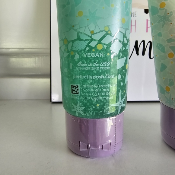 Perfectly Posh Mermaid bundle  Jelly Body Scrub and bfyhc hand creme - Picture 9 of 10
